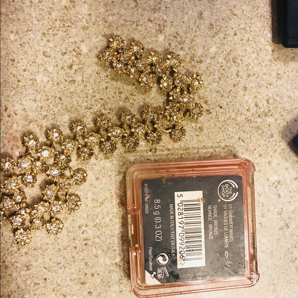 Body Shop bronzer - Picture 2 of 2